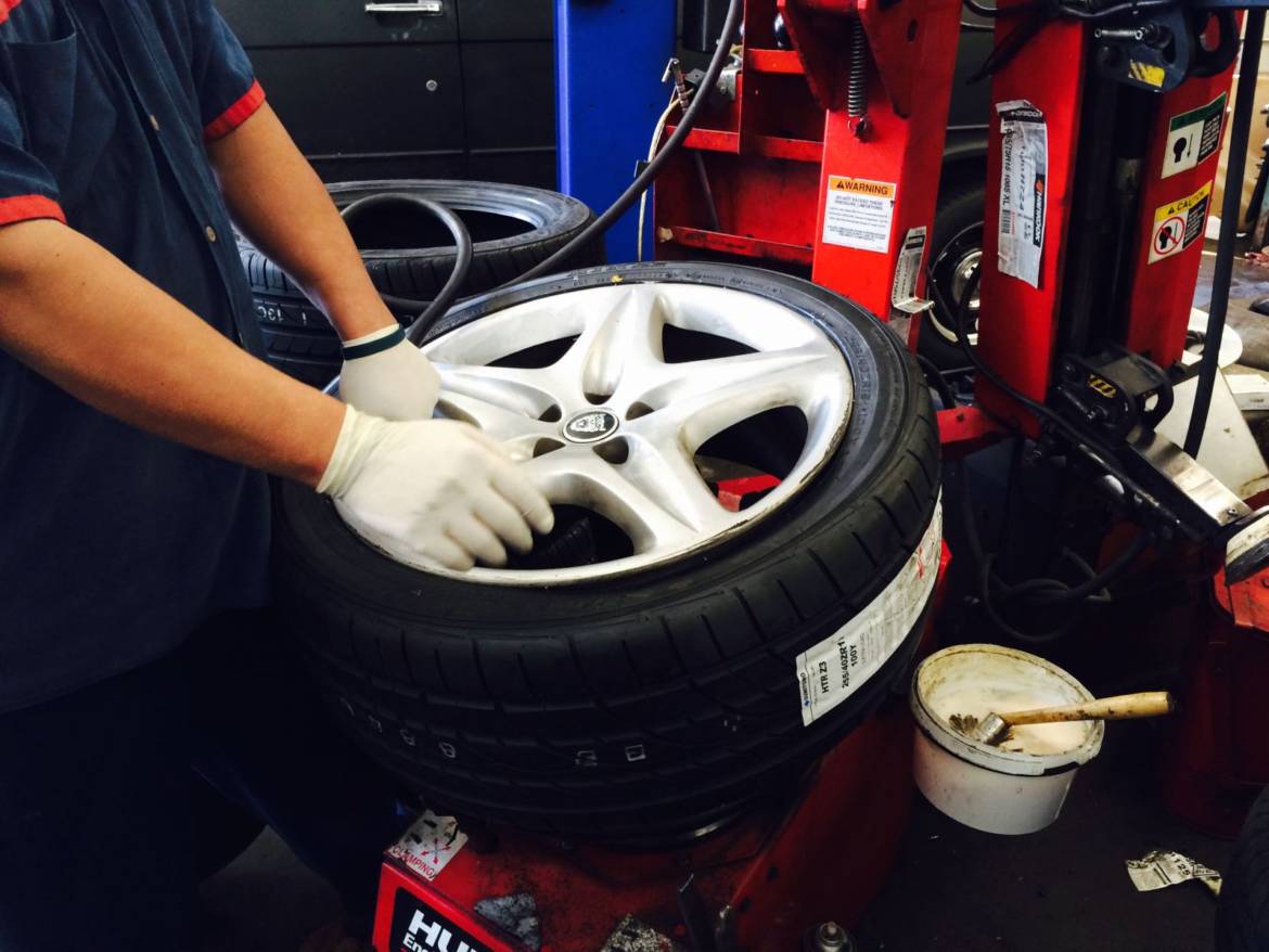BW_Tire.jpg
